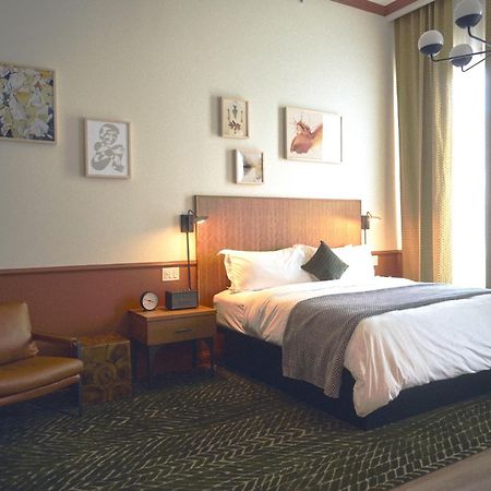 Copper Vine Wine Pub & Inn Ню Орлиънс Екстериор снимка