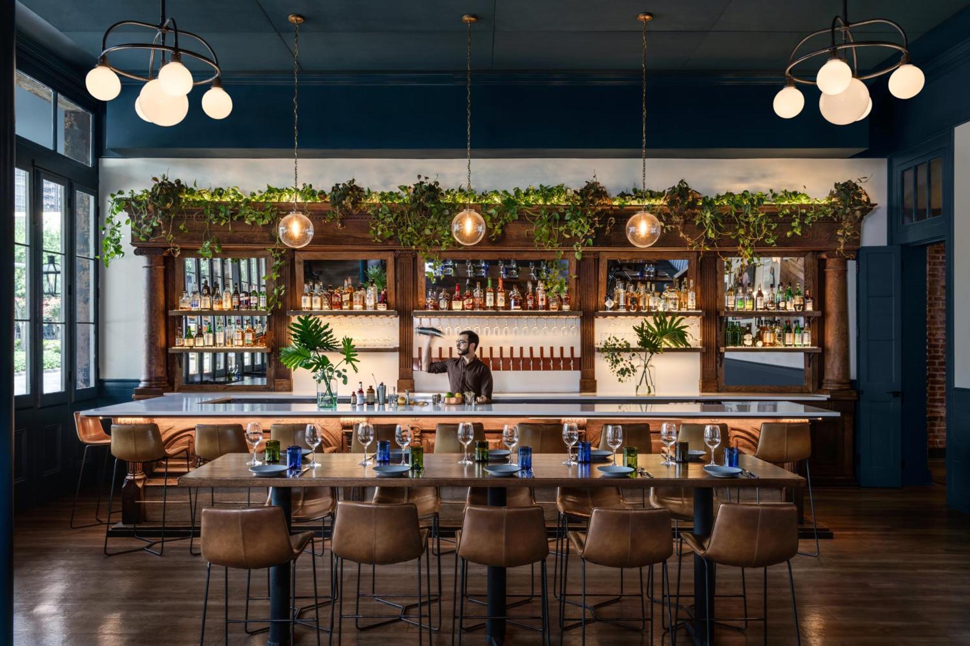 Copper Vine Wine Pub & Inn Ню Орлиънс Екстериор снимка